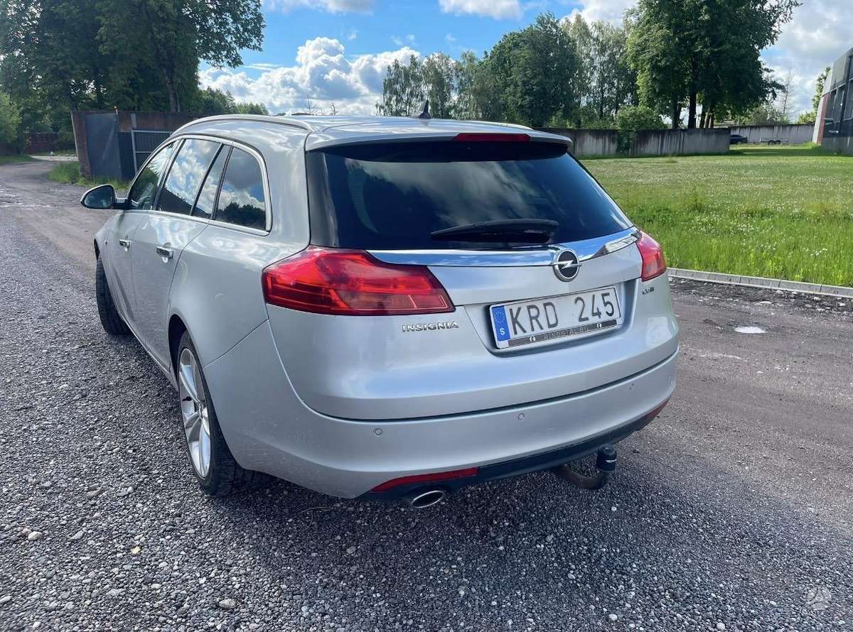 Opel Insignia, 2.0 l., wagon