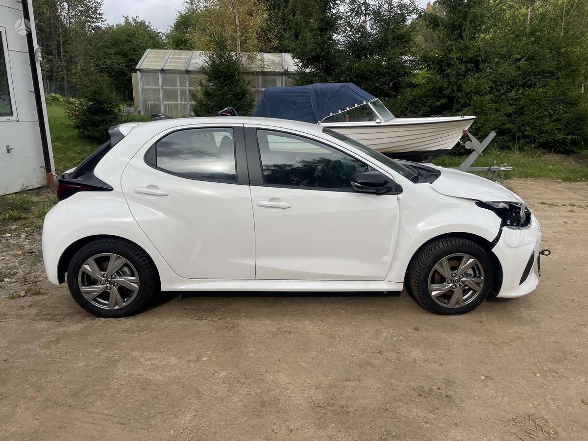 Mazda 2, 1.5 l., hatchback