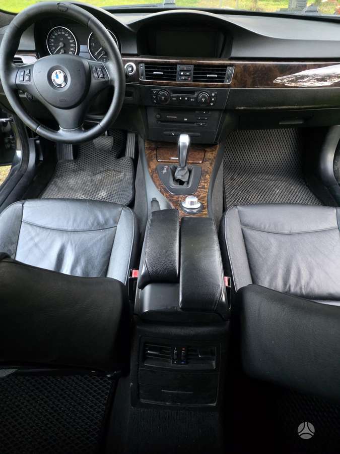 BMW 330, 3.0 l., wagon