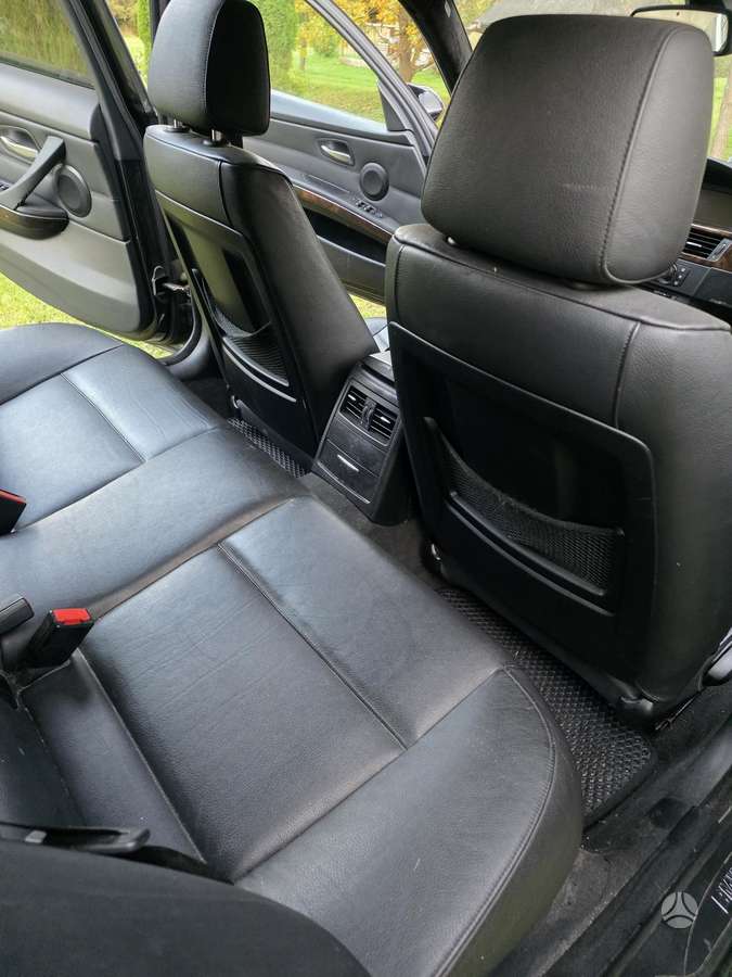 BMW 330, 3.0 l., wagon