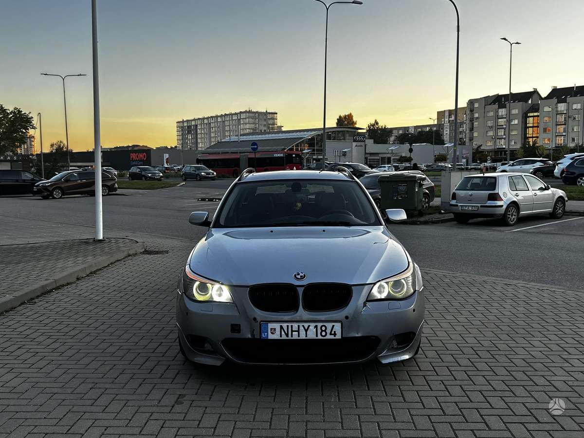 BMW 520, 2.0 l., wagon