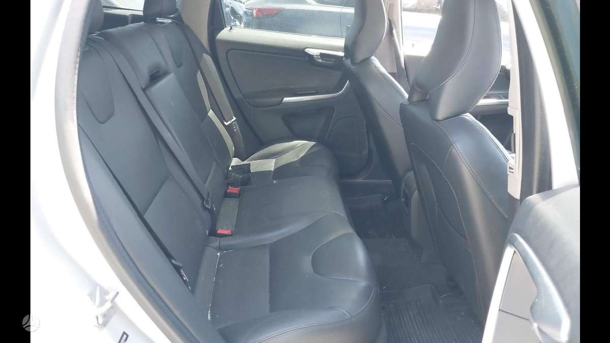 Volvo XC60, 2.5 l., Внедорожник / Кроссовер