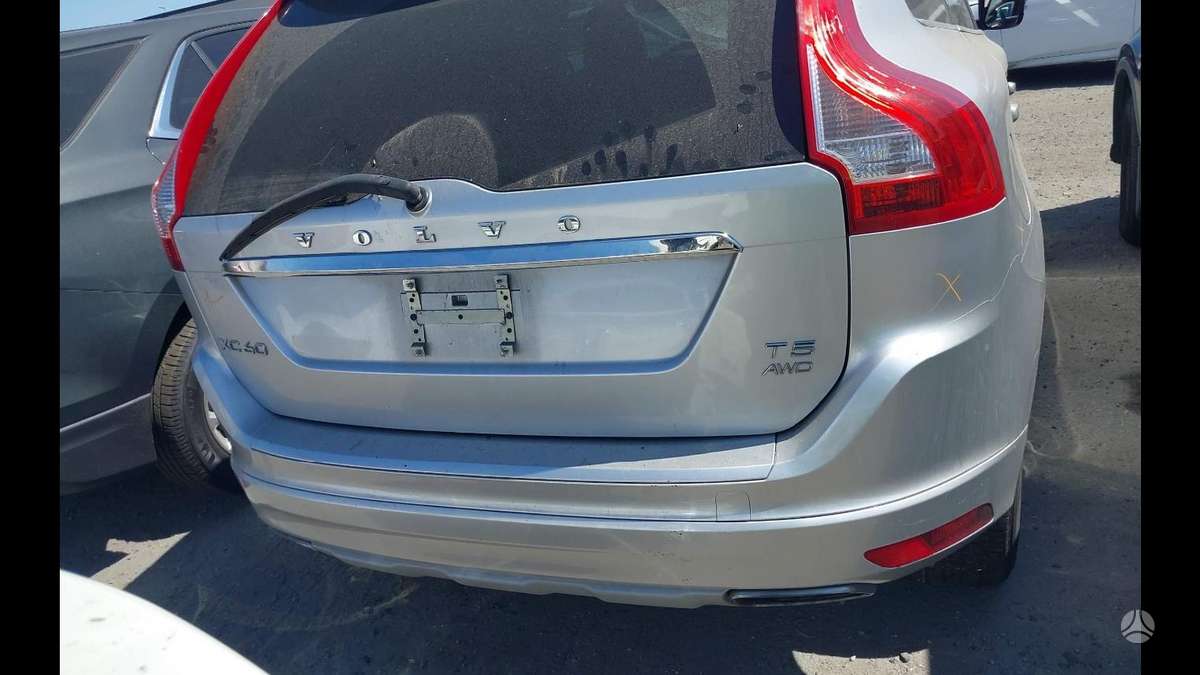 Volvo XC60, 2.5 l., Внедорожник / Кроссовер