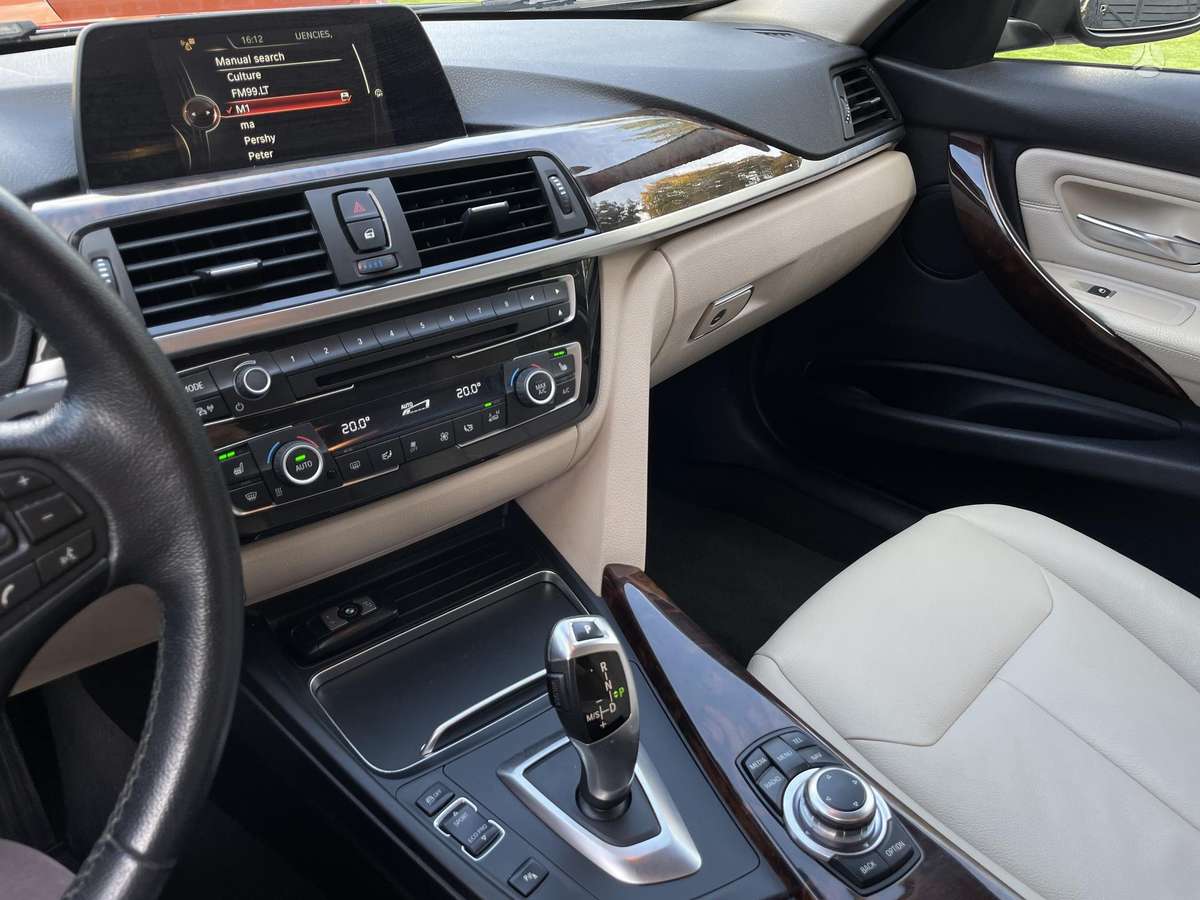 BMW 318, 2.0 l., Универсал