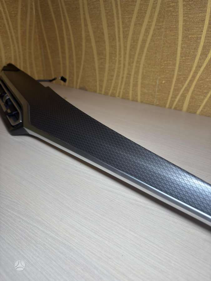 BMW 3 serija salono detalės
