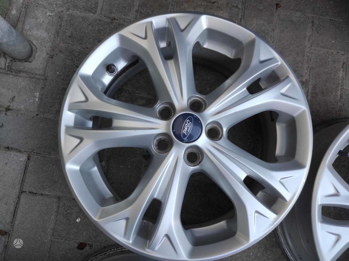 Ford, lengvojo lydinio, R17