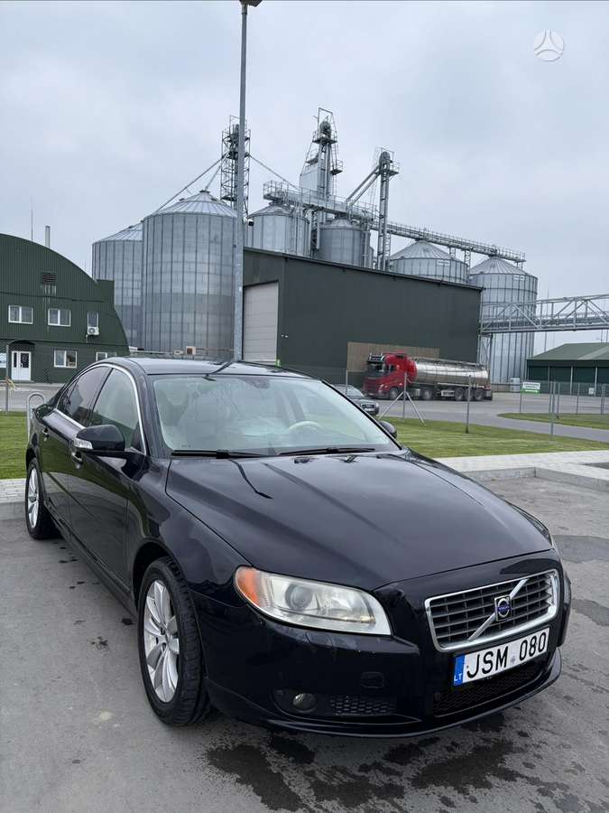 Volvo S80, 2.4 l., Седан