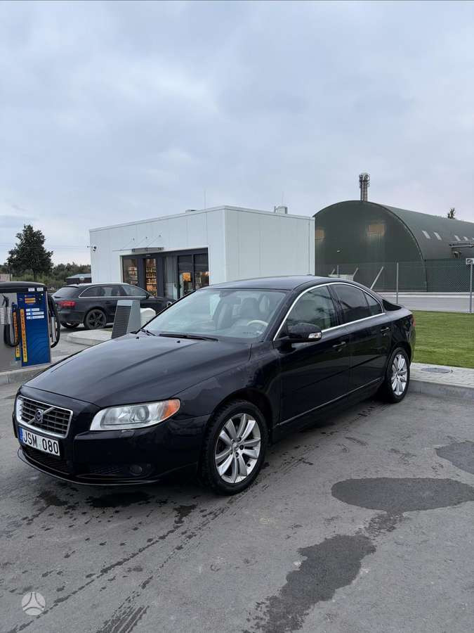 Volvo S80, 2.4 l., Седан