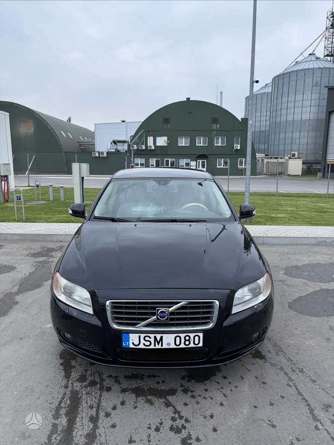 Volvo S80, 2.4 l., Седан