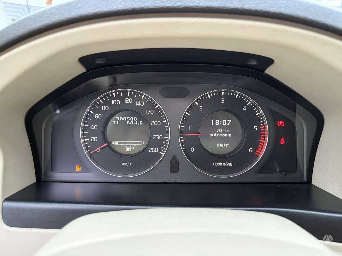 Volvo S80, 2.4 l., Седан