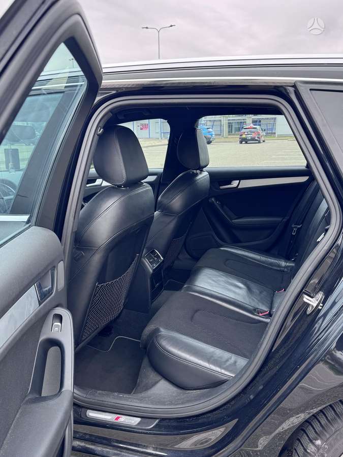 Audi A4, 3.0 l., universalas