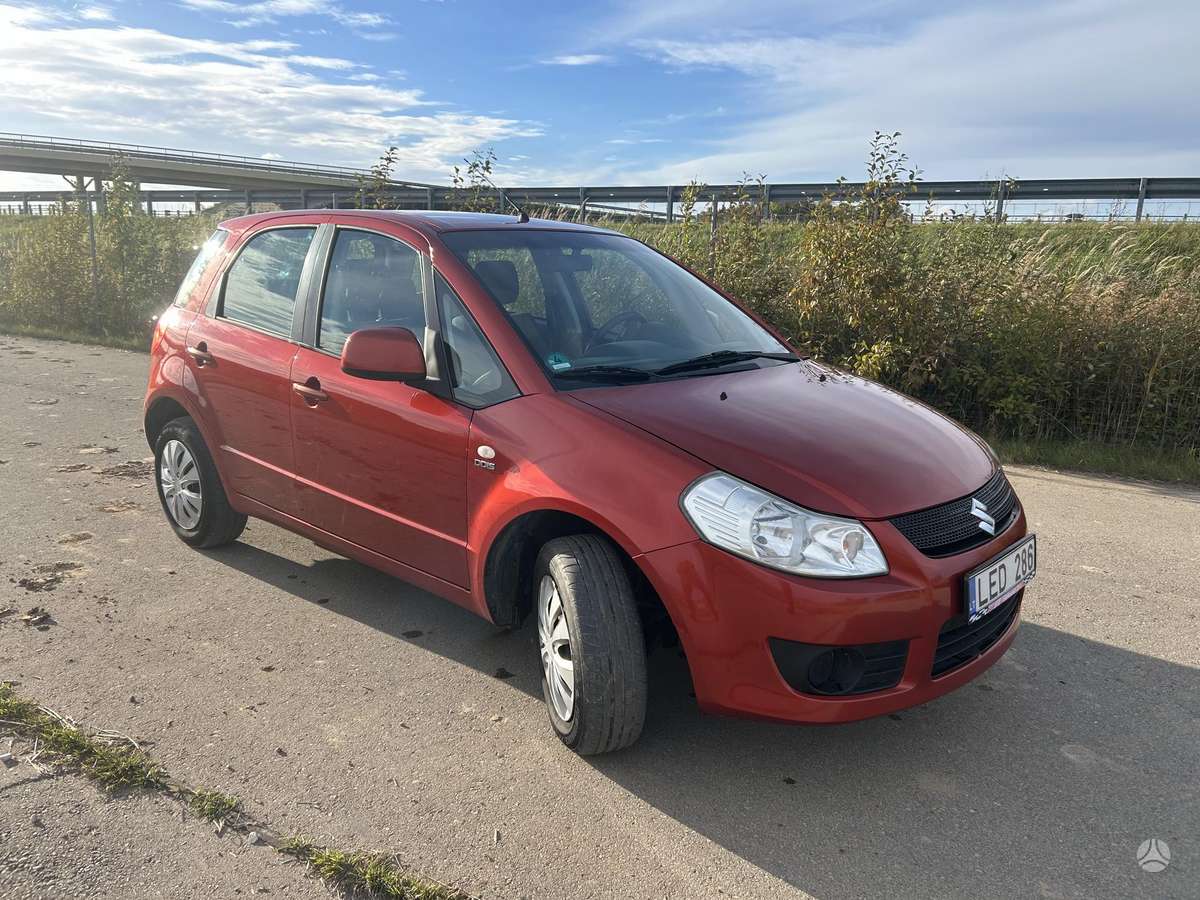 Suzuki SX4, 1.9 l., hatchback
