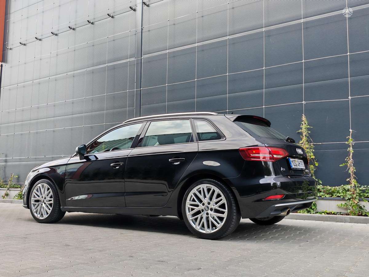 Audi A3, 1.0 l., hatchback
