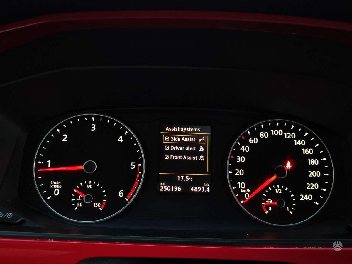 Volkswagen Multivan, 2.0 l., mpv / minivan