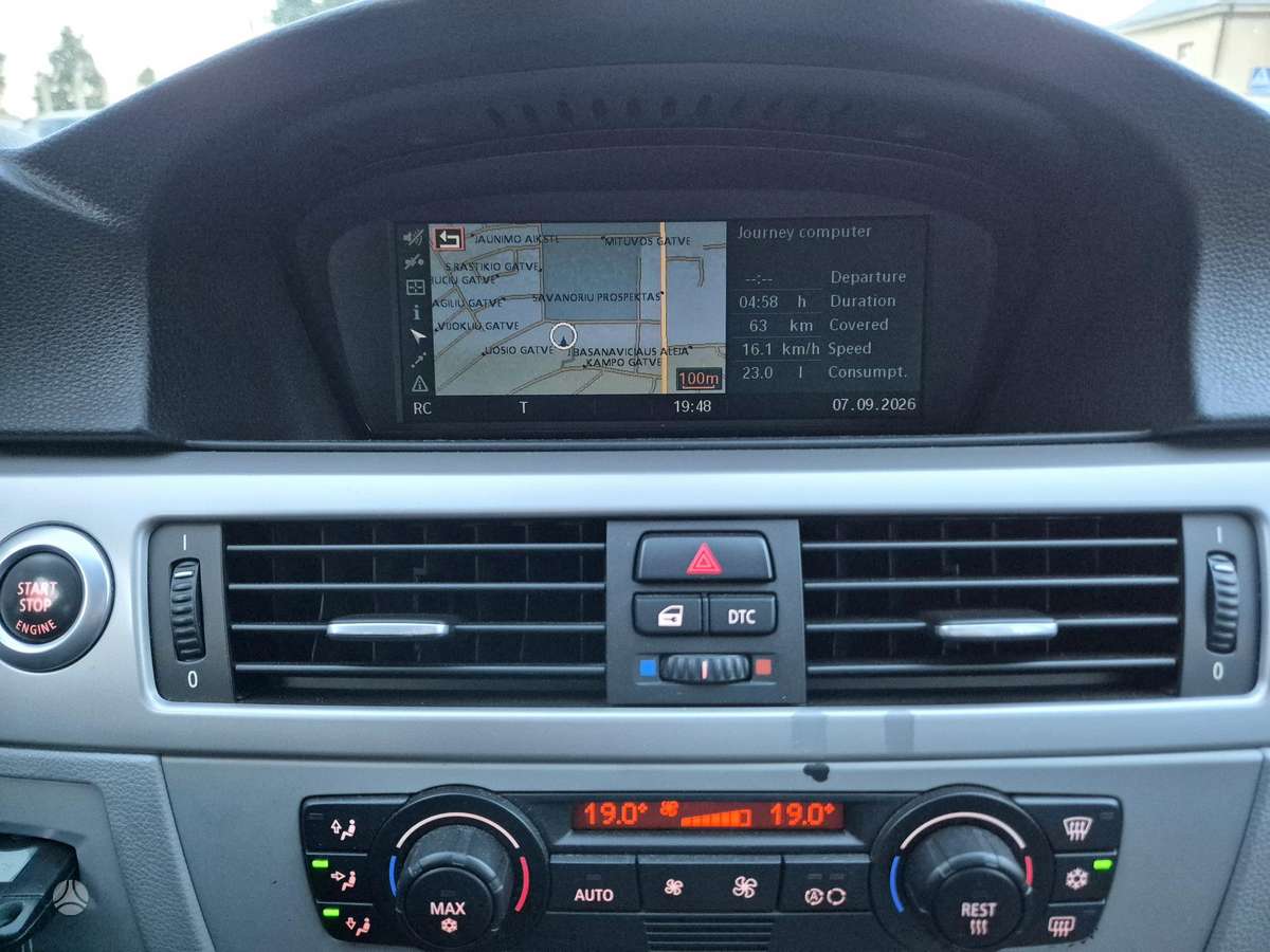 BMW 320, 2.0 l., Седан