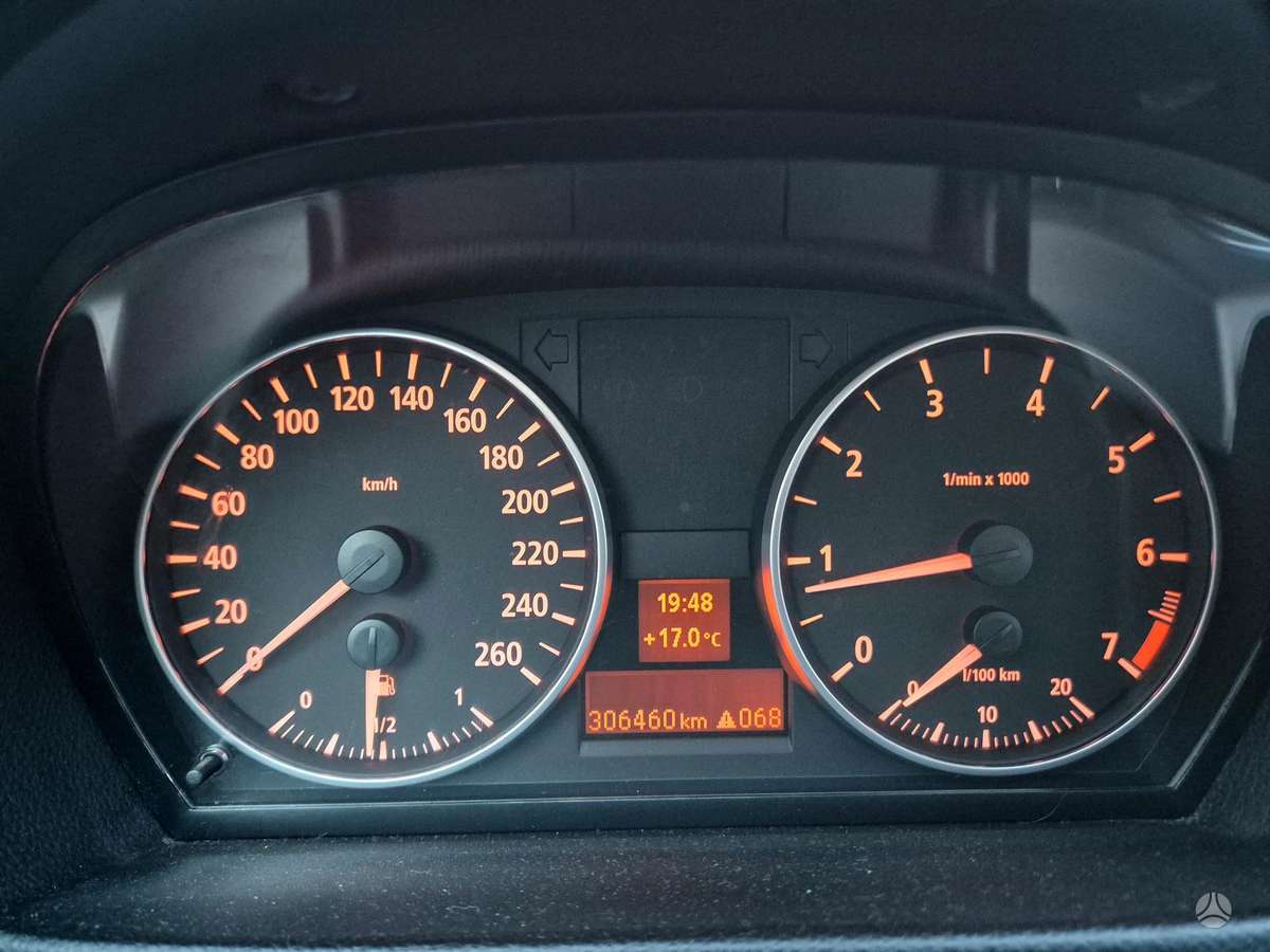 BMW 320, 2.0 l., Седан