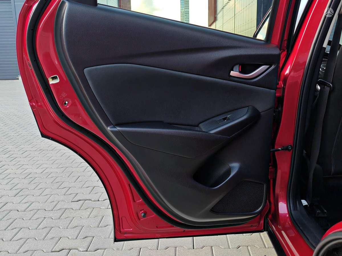 Mazda CX-3, 2.0 l., Внедорожник / Кроссовер