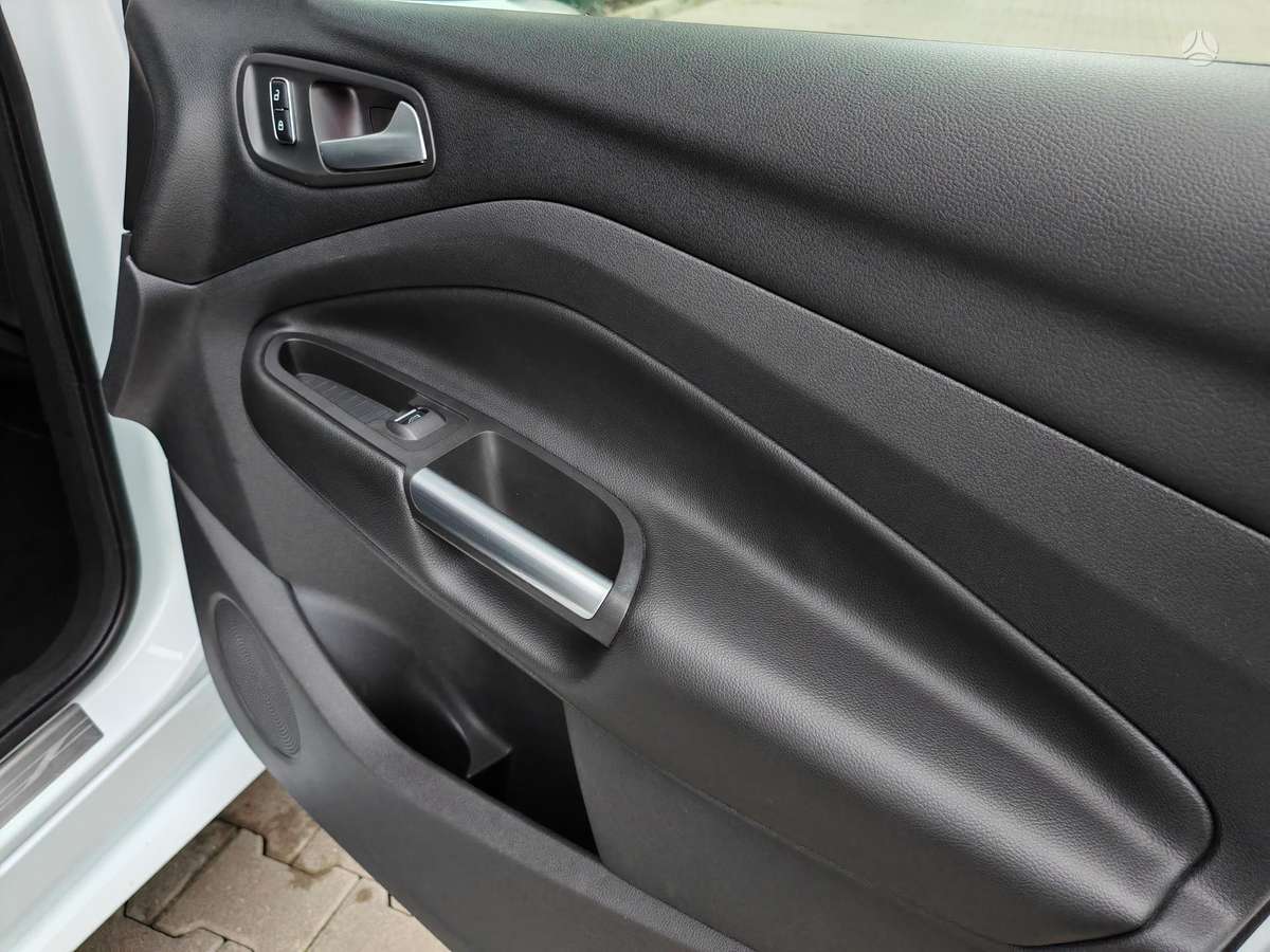 Ford Kuga, 2.0 l., Внедорожник / Кроссовер