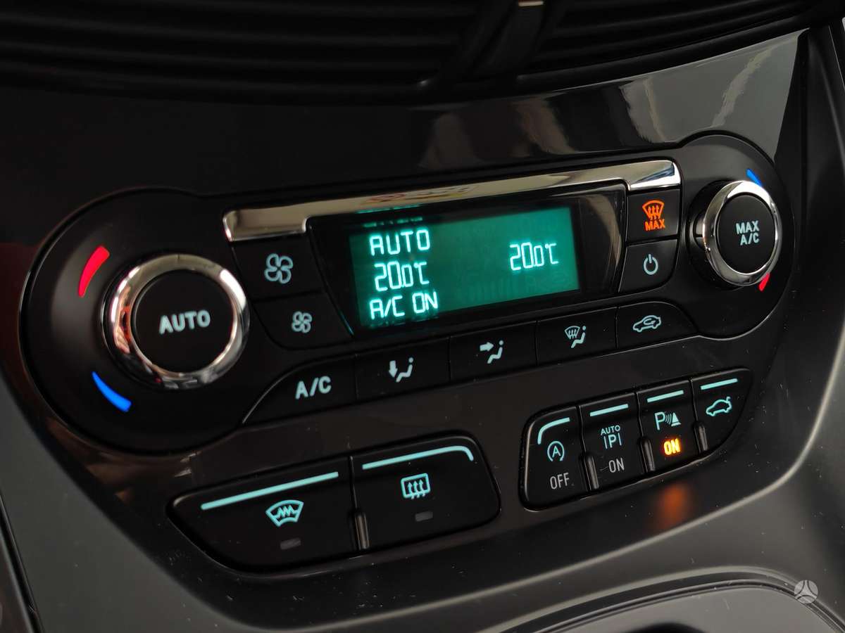 Ford Kuga, 2.0 l., Внедорожник / Кроссовер