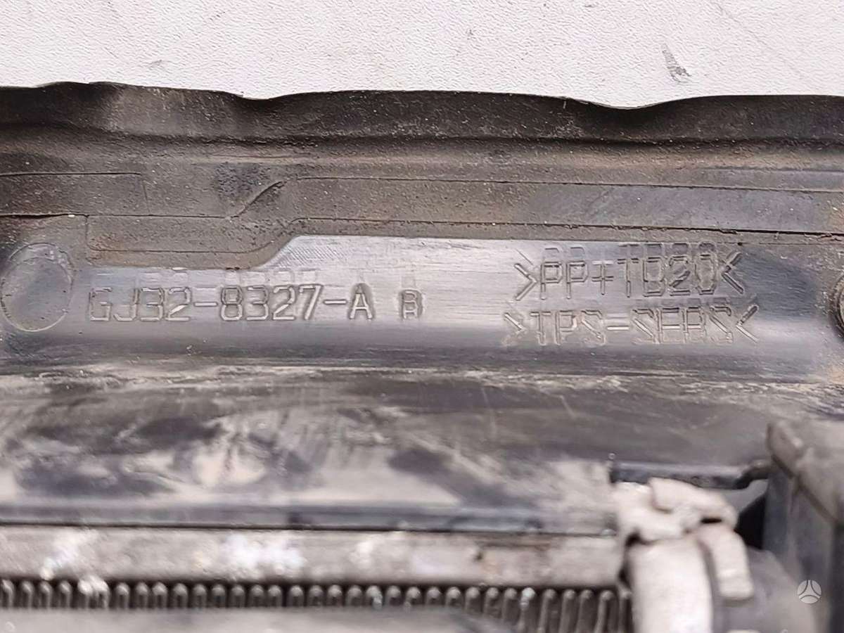 Land Rover Evoque, GJ32-8C607-AB, radiator