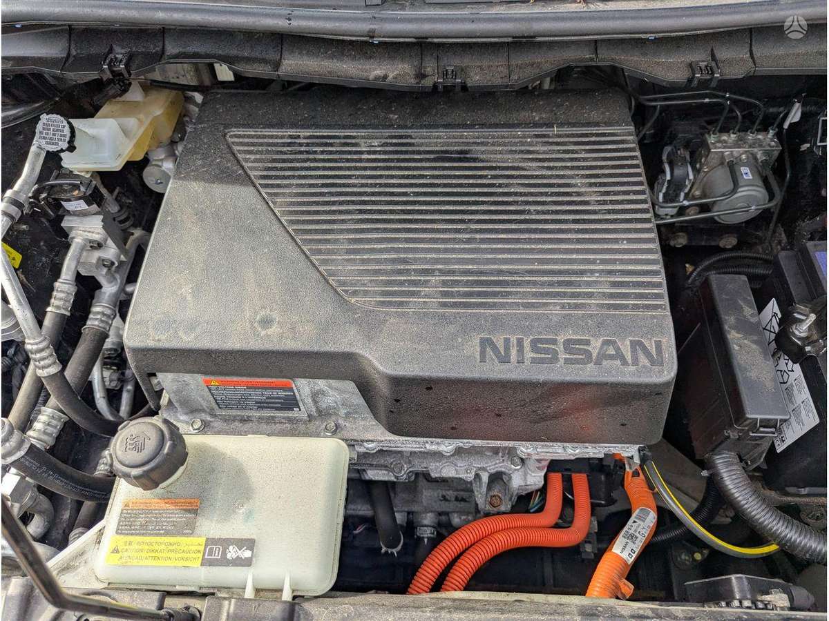 Nissan Leaf engine