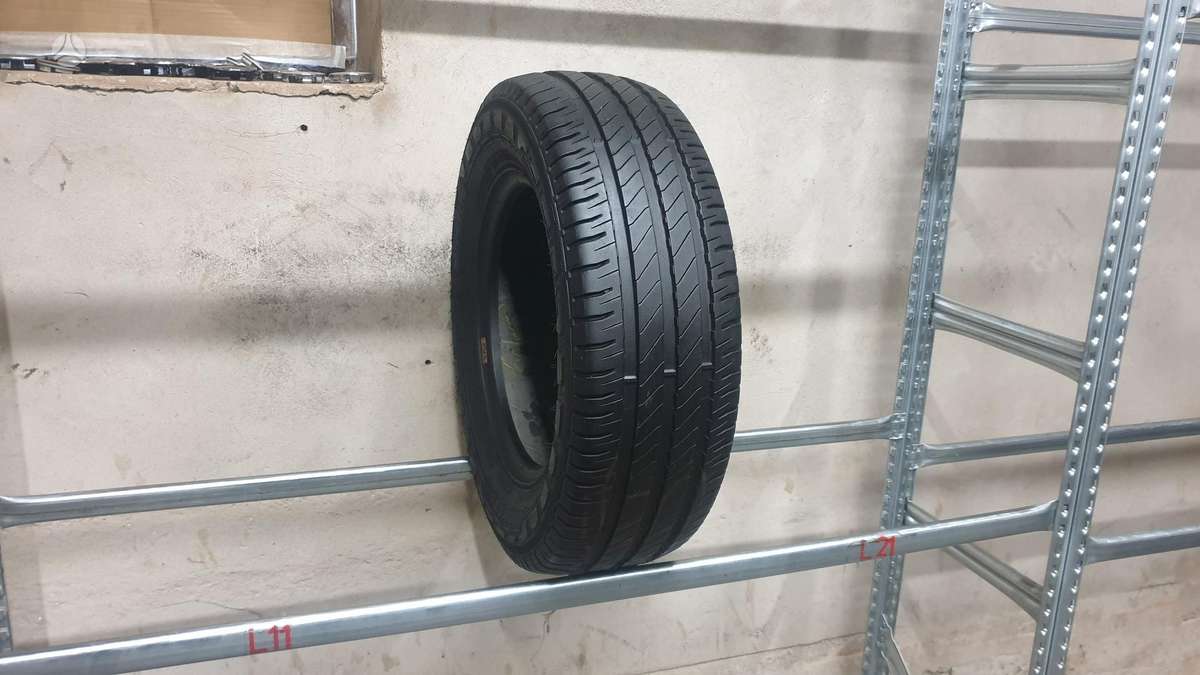 Michelin Agilis 3, summer 215/65 R15