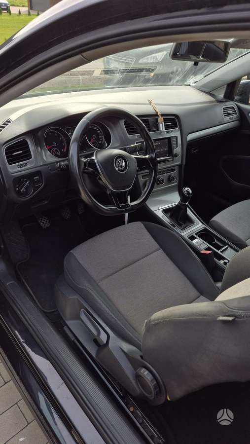Volkswagen Golf, 1.2 l., hatchback