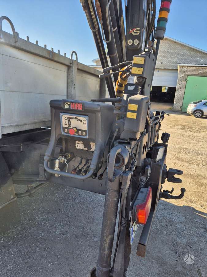 Volvo FL6, dumpers with crane