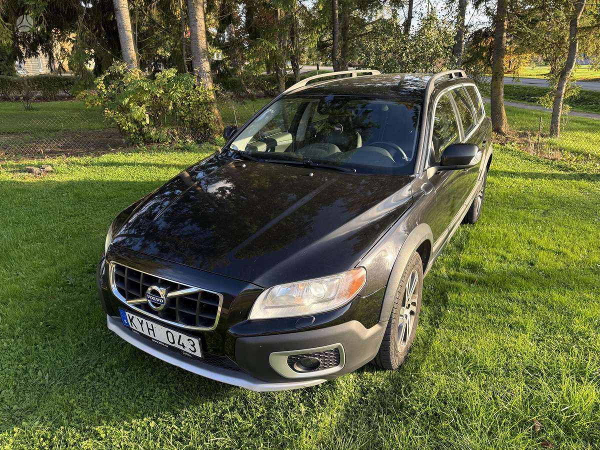 Volvo XC70, 2.4 l., wagon