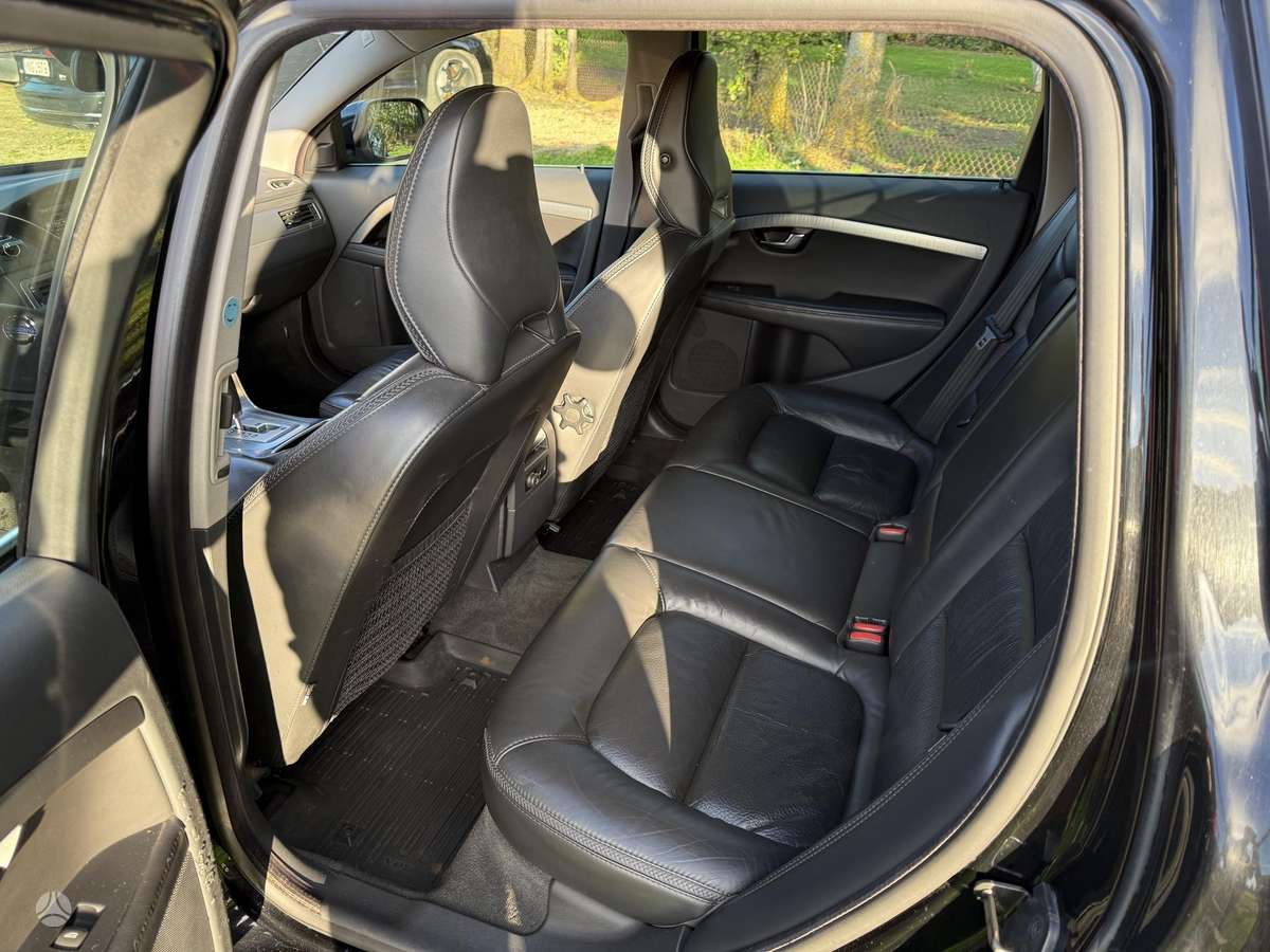 Volvo XC70, 2.4 l., Универсал