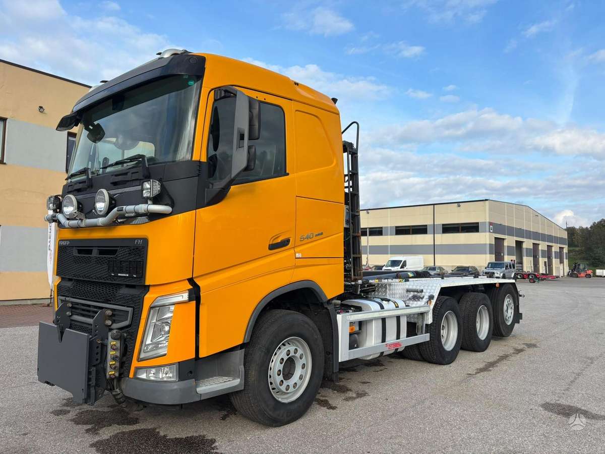 Volvo FH540, самосвалы с прицепoм