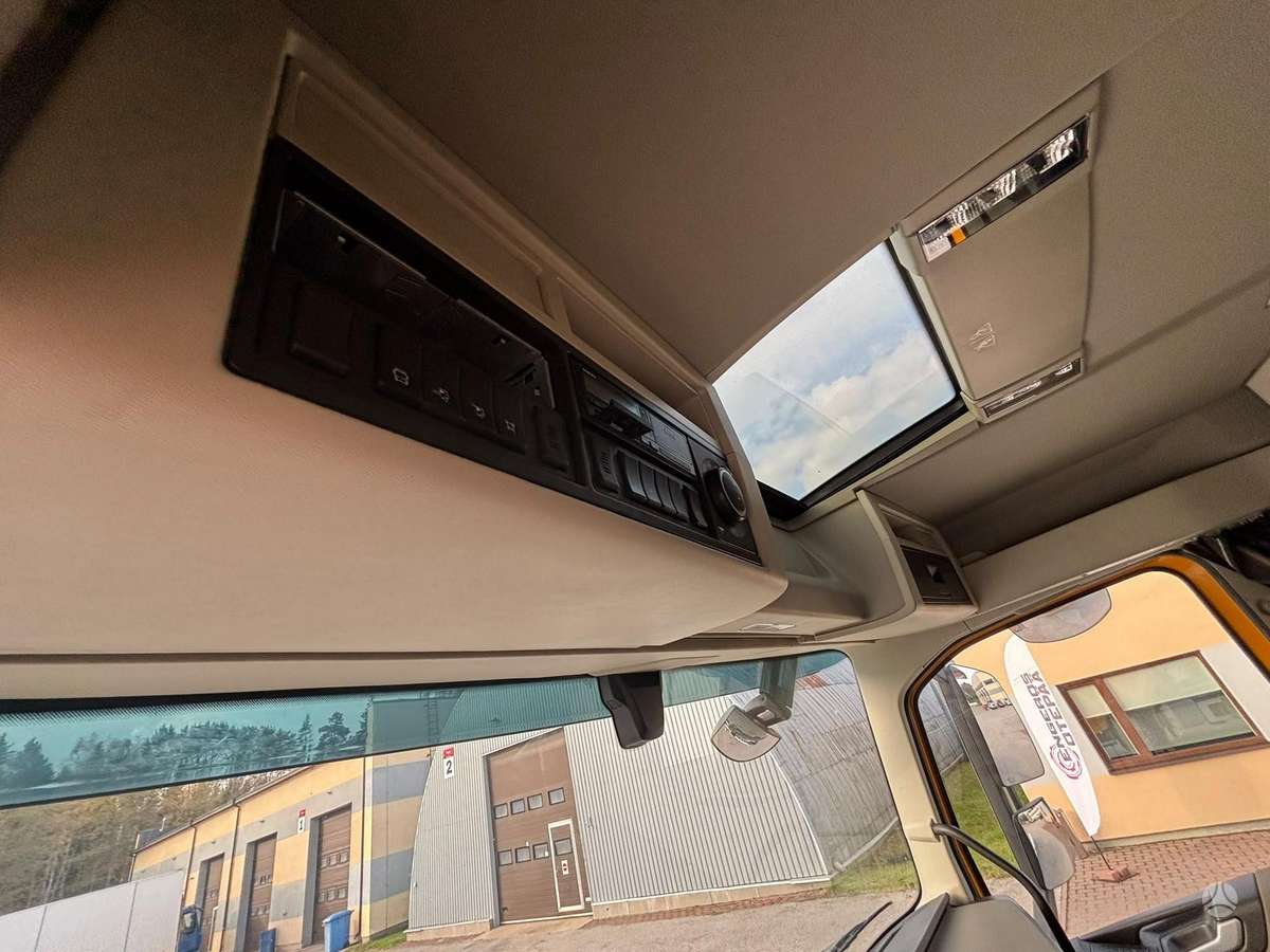 Volvo FH540, самосвалы с прицепoм