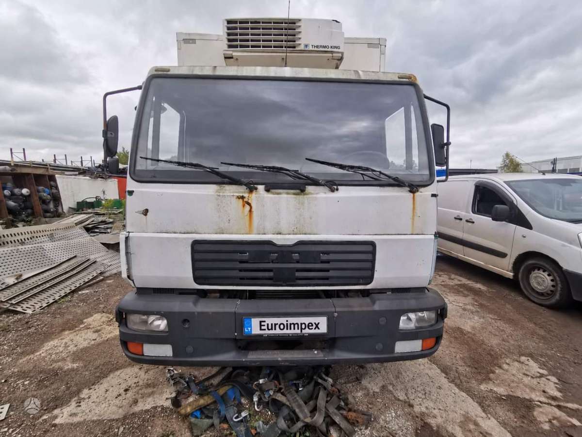 MAN LE8.150, грузовики