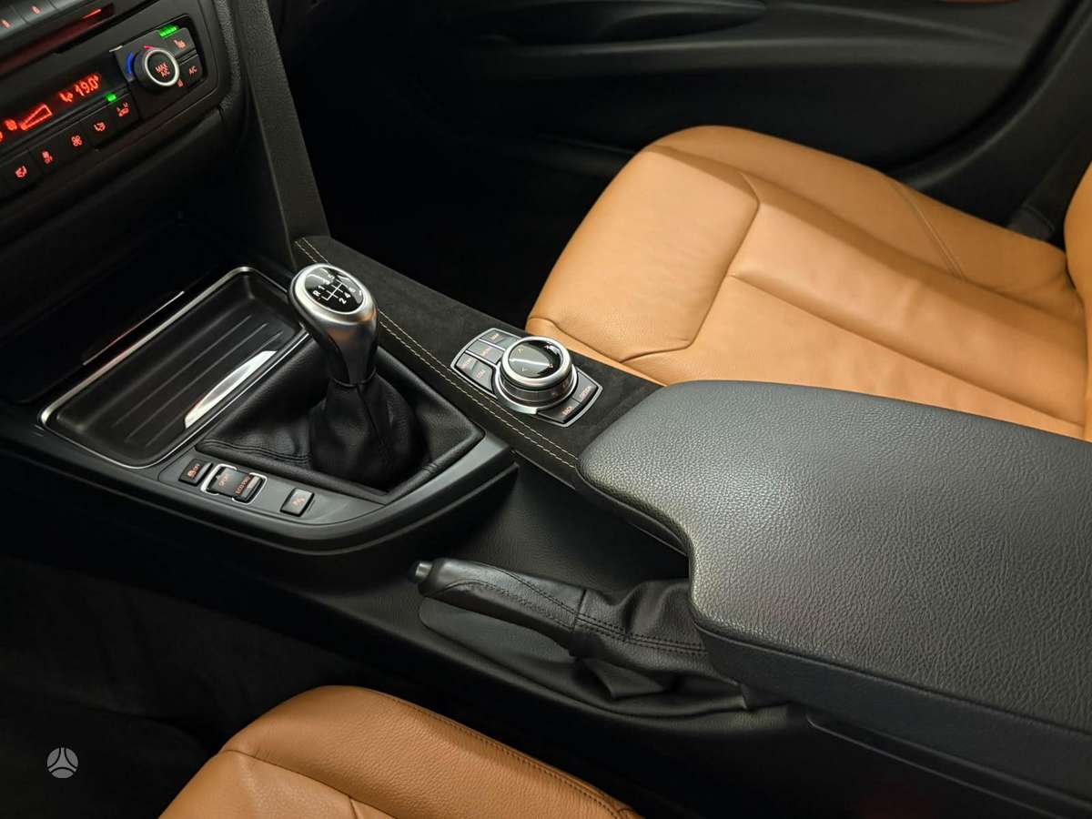 BMW 320, 2.0 l., wagon