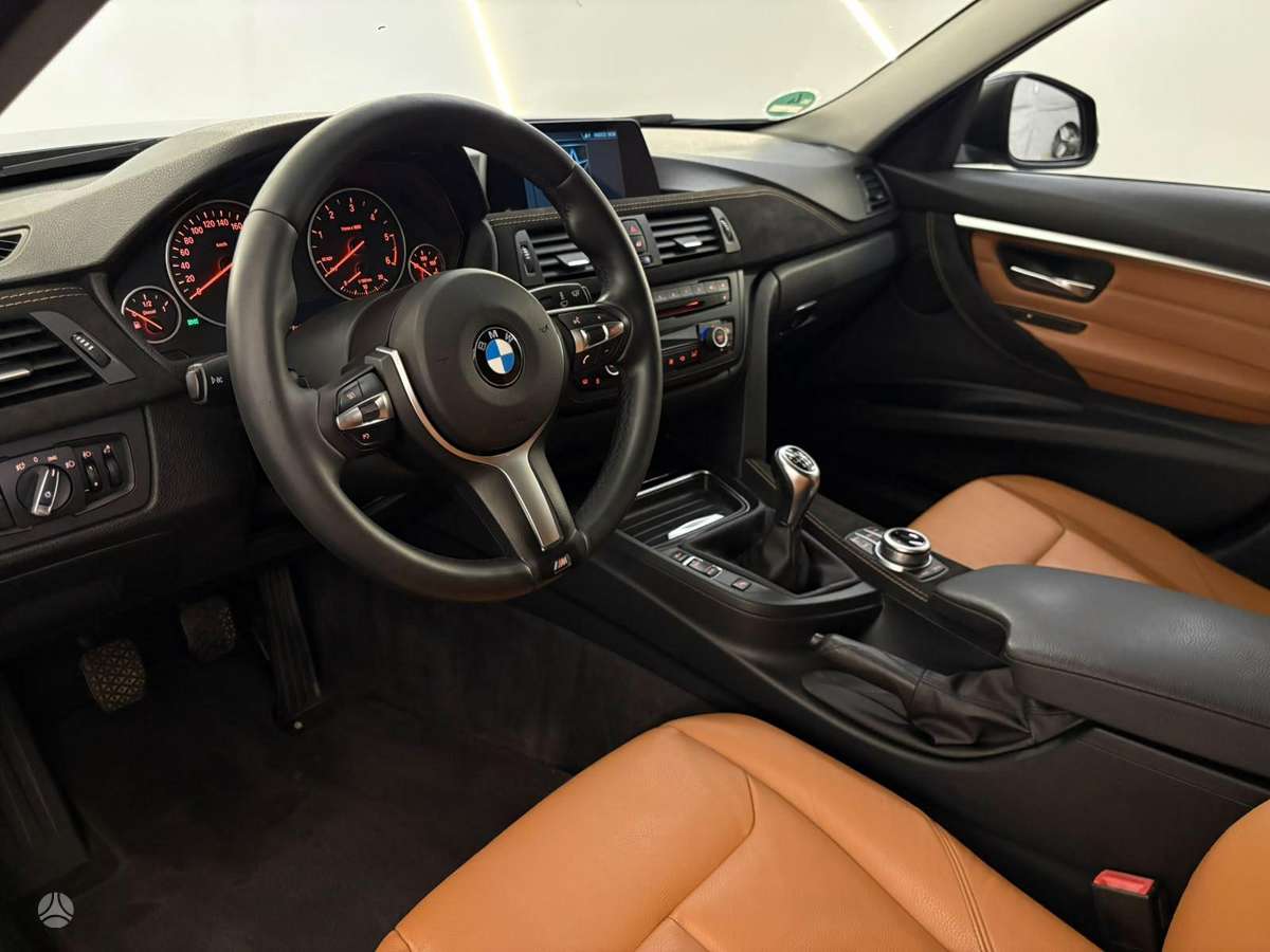 BMW 320, 2.0 l., wagon