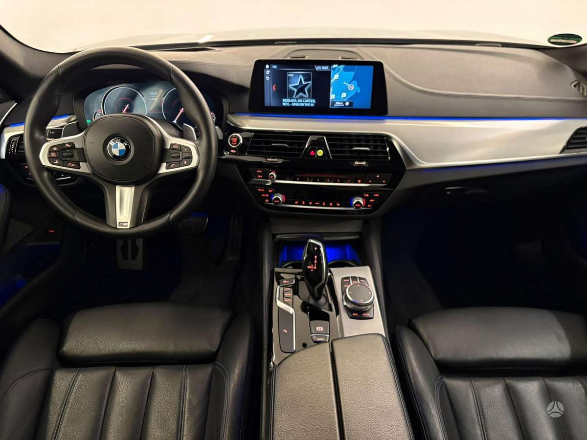 BMW 525, 2.0 l., Седан