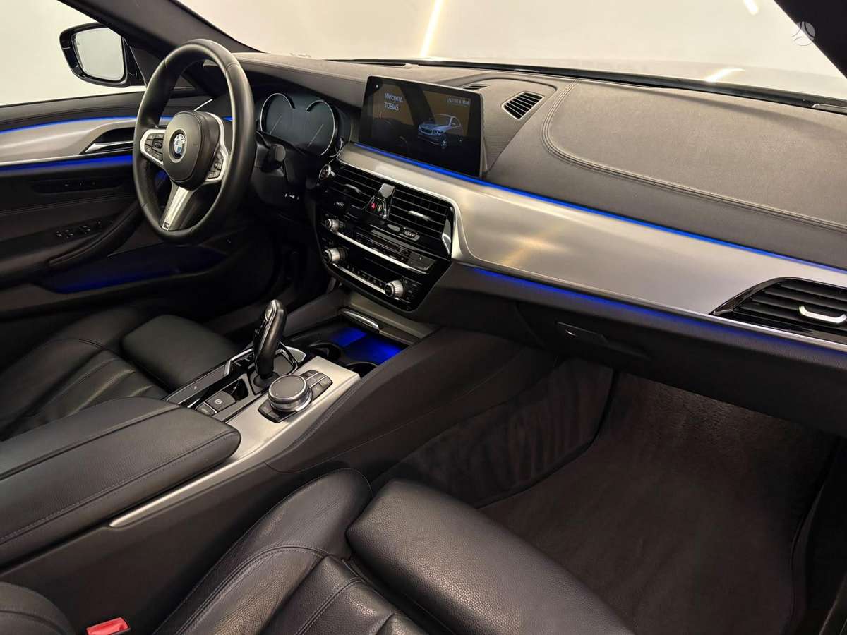 BMW 525, 2.0 l., Седан