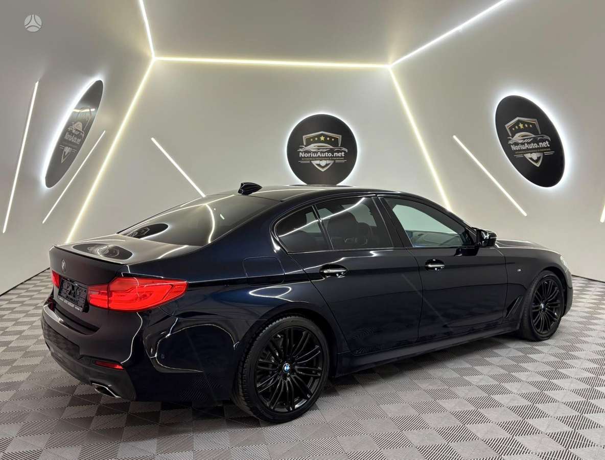 BMW 525, 2.0 l., Седан