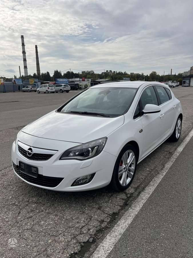 Opel Astra, 1.4 l., hatchback