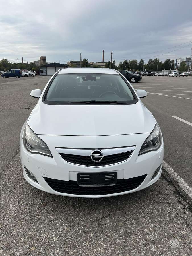 Opel Astra, 1.4 l., hatchback