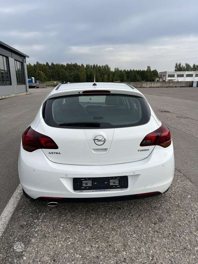 Opel Astra, 1.4 l., hatchback