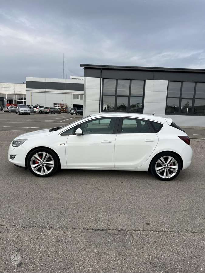 Opel Astra, 1.4 l., hatchback