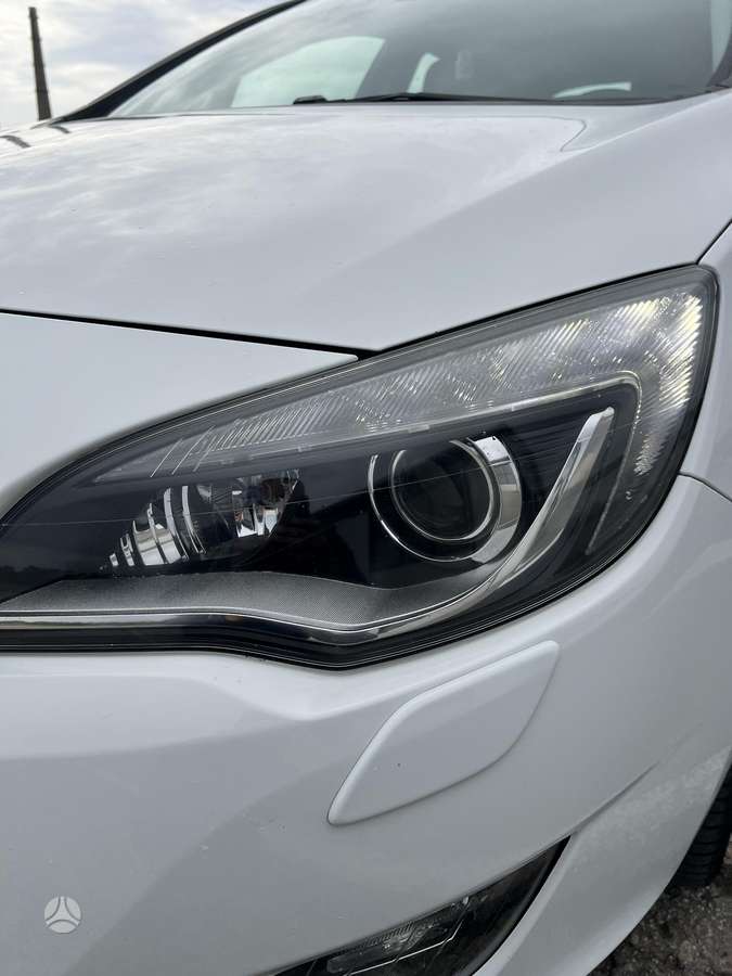 Opel Astra, 1.4 l., hatchback