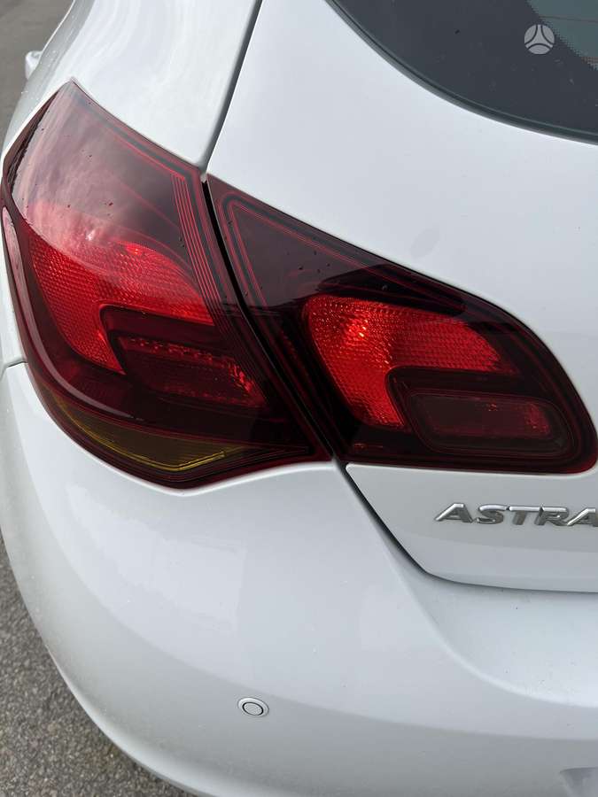 Opel Astra, 1.4 l., Хэтчбек