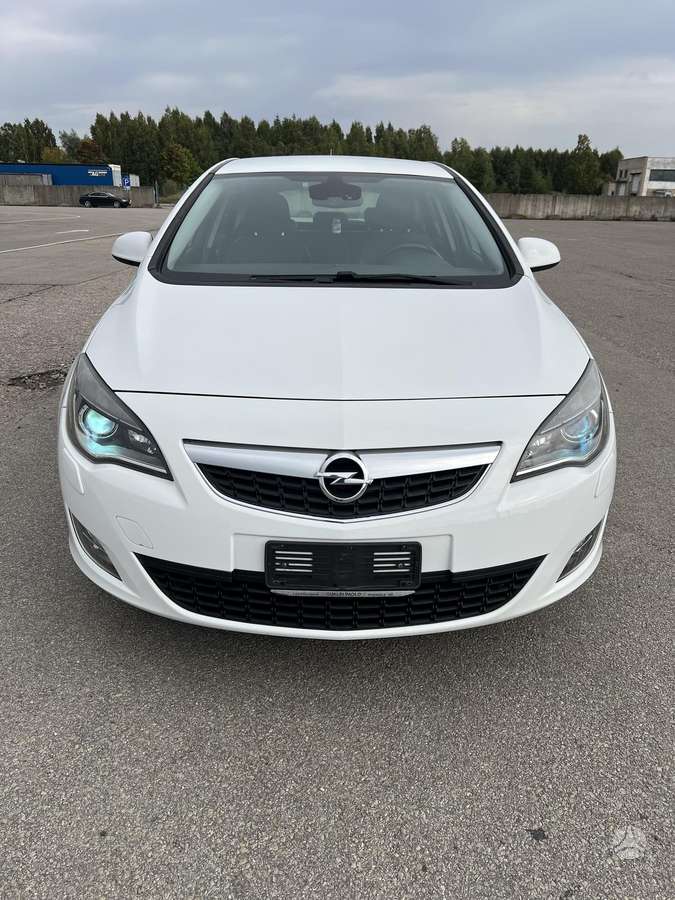 Opel Astra, 1.4 l., hatchback