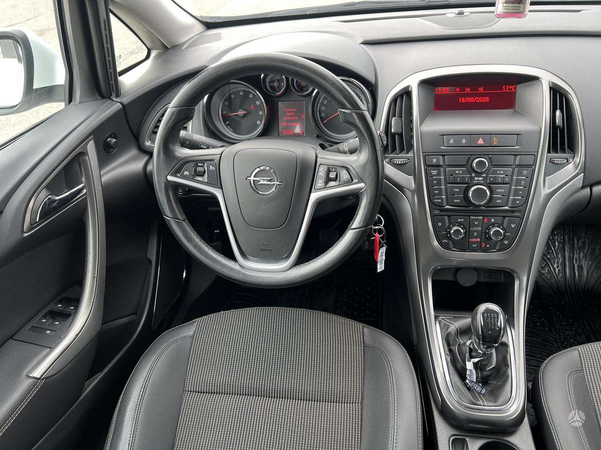 Opel Astra, 1.4 l., hatchback