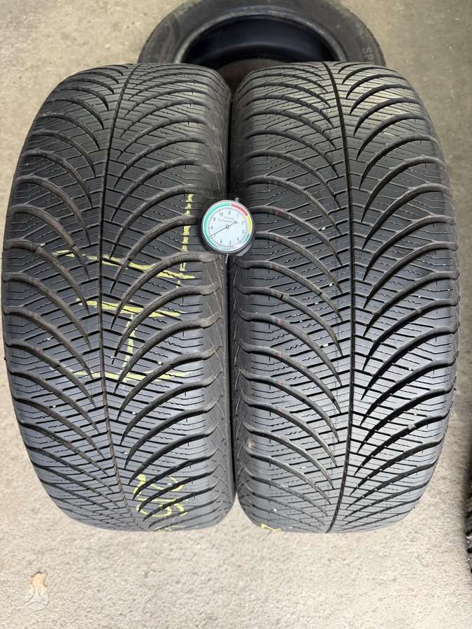 Goodyear Vector 4 Seasons (2020m), universalios 215/60 R17
