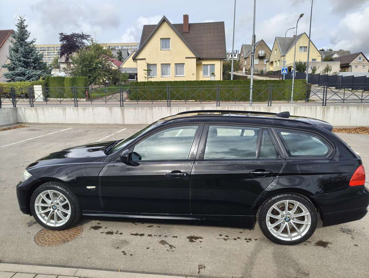 BMW 318, 2.0 l., wagon