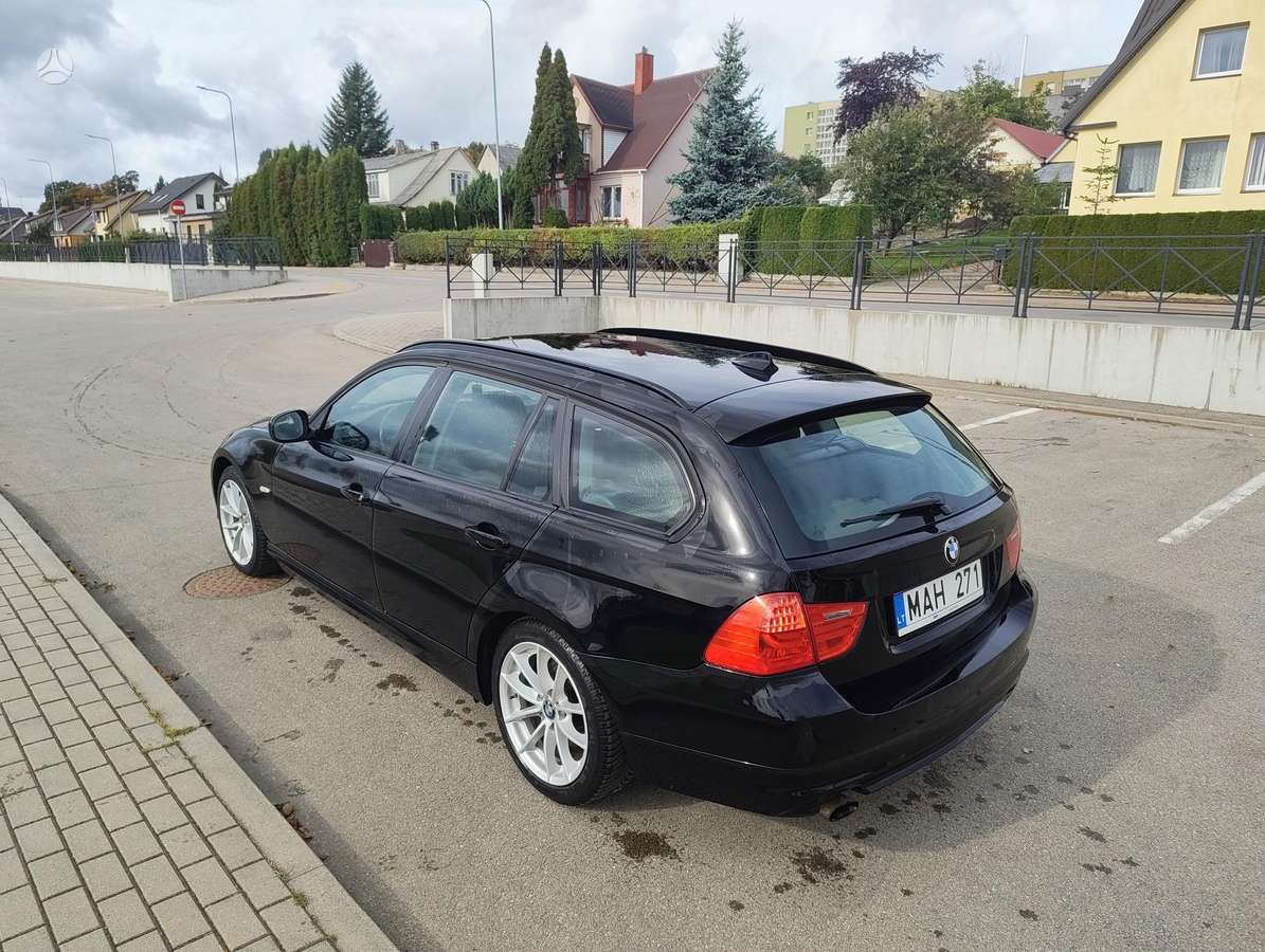 BMW 318, 2.0 l., wagon
