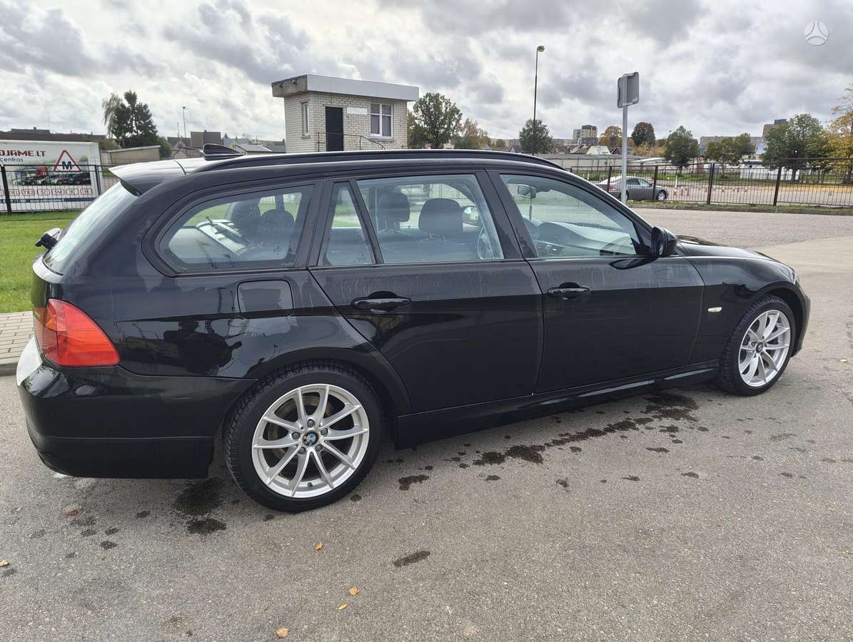 BMW 318, 2.0 l., wagon